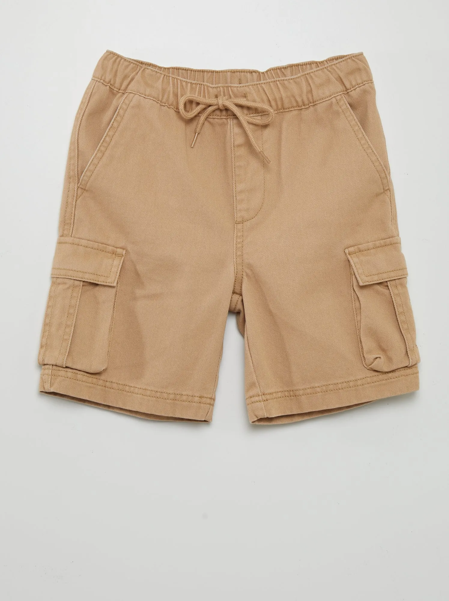 Bermuda dritti con tasche sui lati - BEIGE