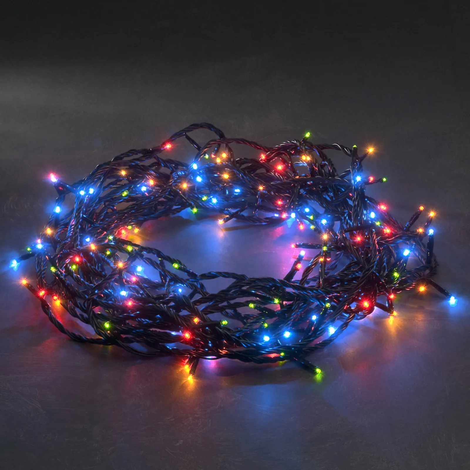 Catena luminosa a LED colorata con 80 luci 10,5m