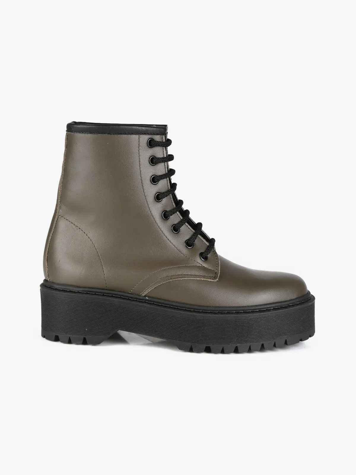 Combat leather boots for women with platform - Solada