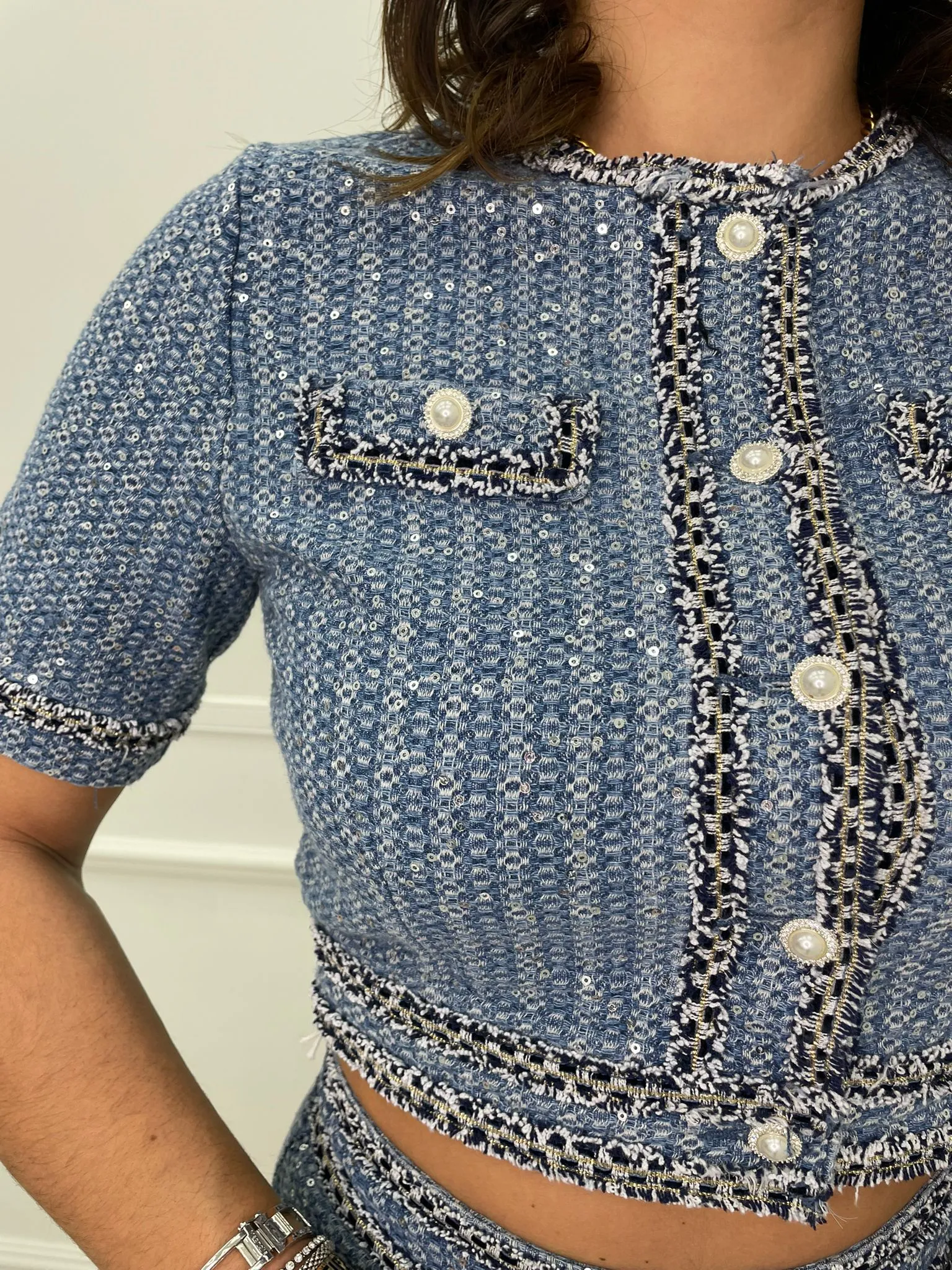 Denim jacket with half sleeves and sequins