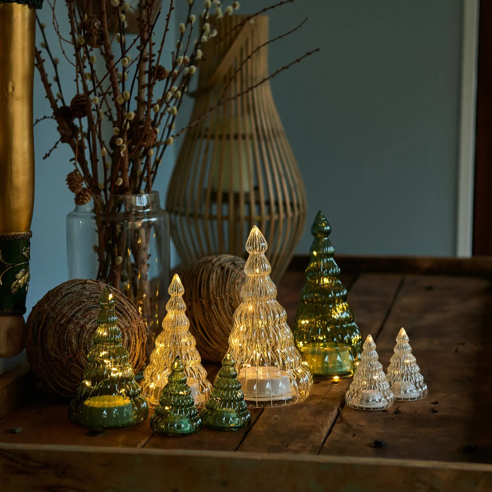 Figura LED Lucy, albero di vetro, verde, 16,5cm