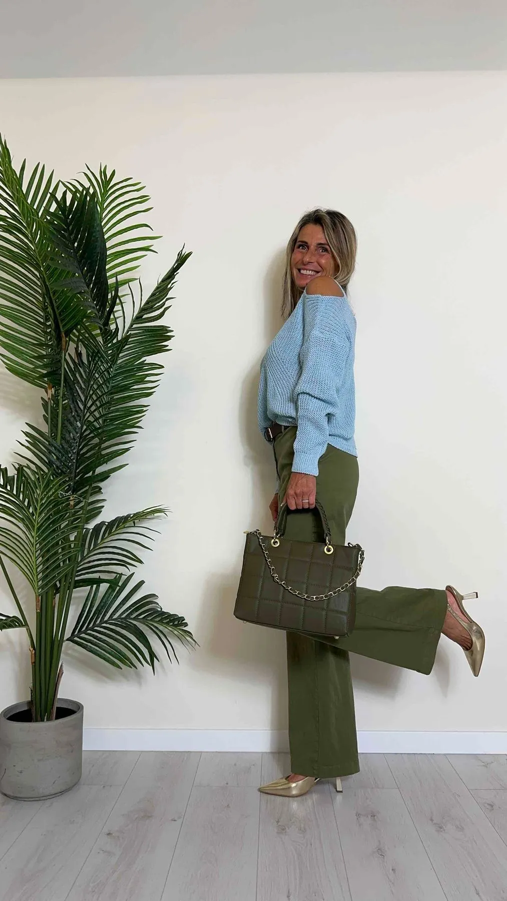LALTERNATIVASTYLE - 4595114P45 - BAULETTO PELLE CON MANICI E CATENA INTRECCIATI