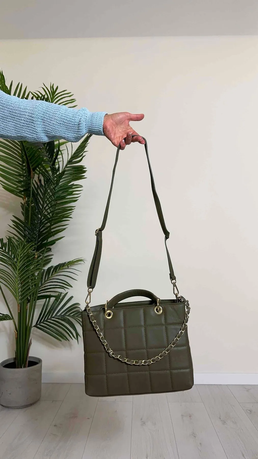 LALTERNATIVASTYLE - 4595114P45 - BAULETTO PELLE CON MANICI E CATENA INTRECCIATI