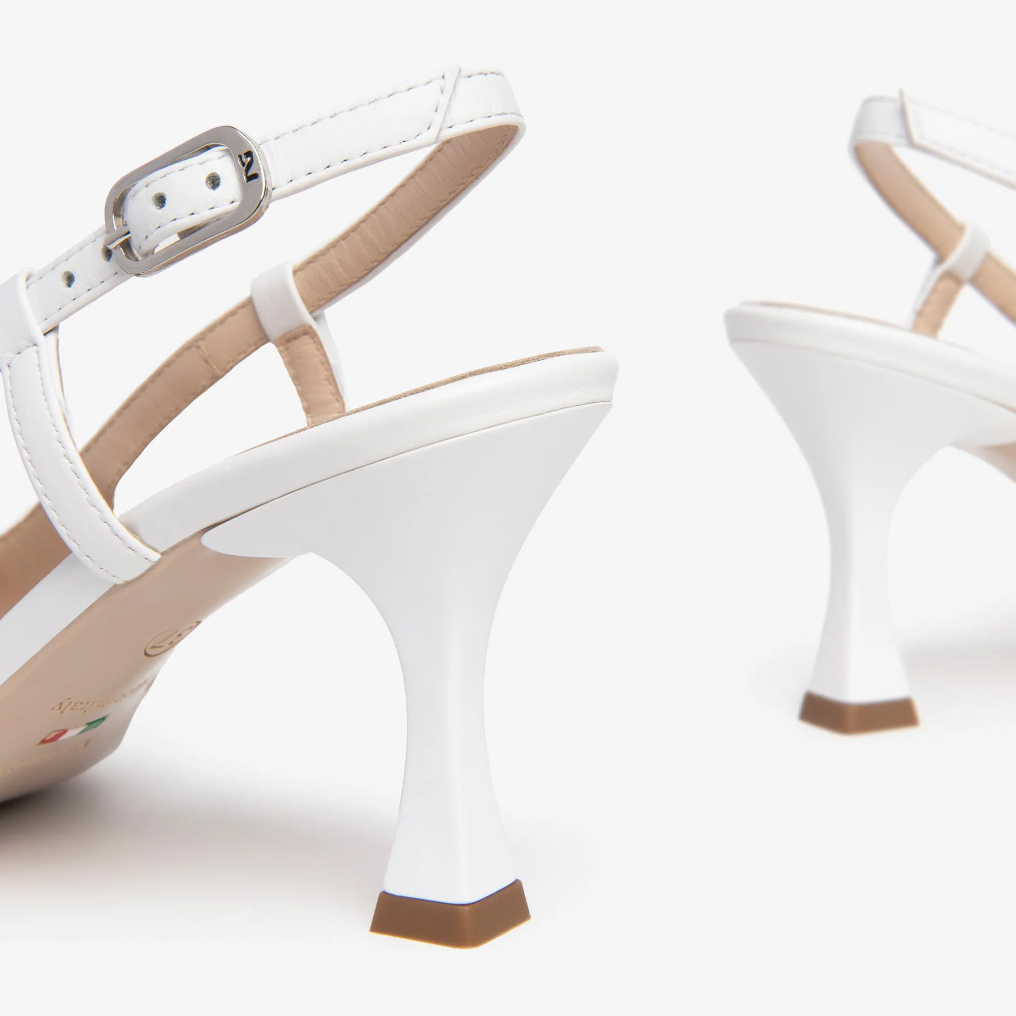 NERO GIARDINI Decollete Donna - Bianco modello E409331DE