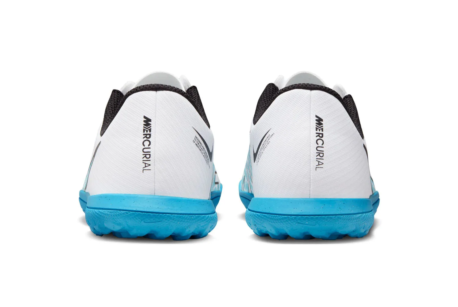 Nike scarpa da calcetto da ragazzo Mercurial Vapor 15 Club TF DJ5956-146 bianco-azzurro