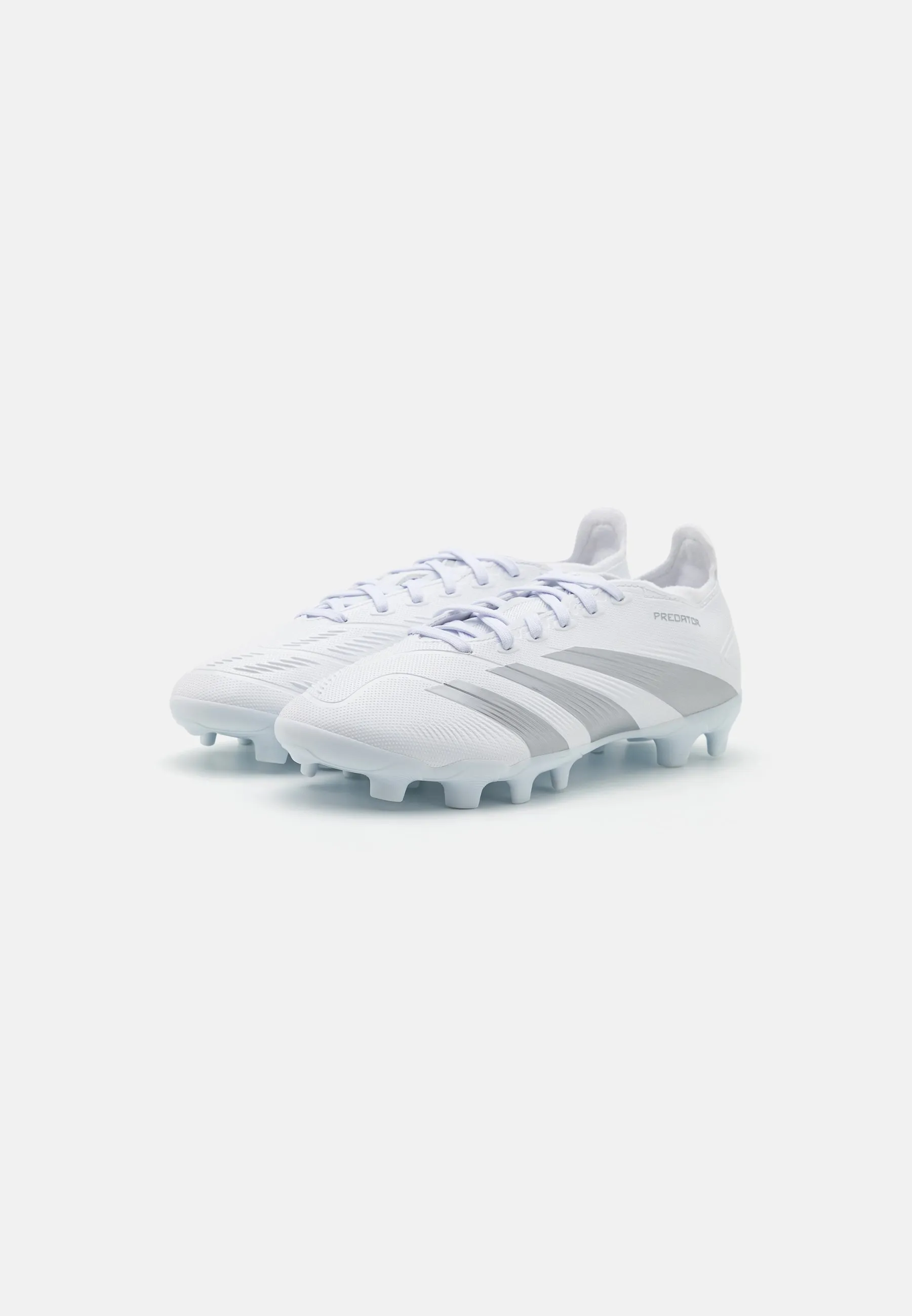 PREDATOR LEAGUE LOW MG - Scarpe da calcetto con tacchetti