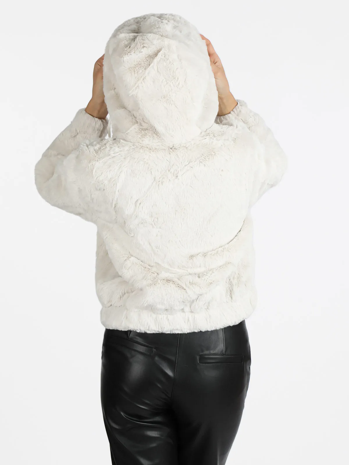 Solada Veste courte à capuche en fausse fourrure femme