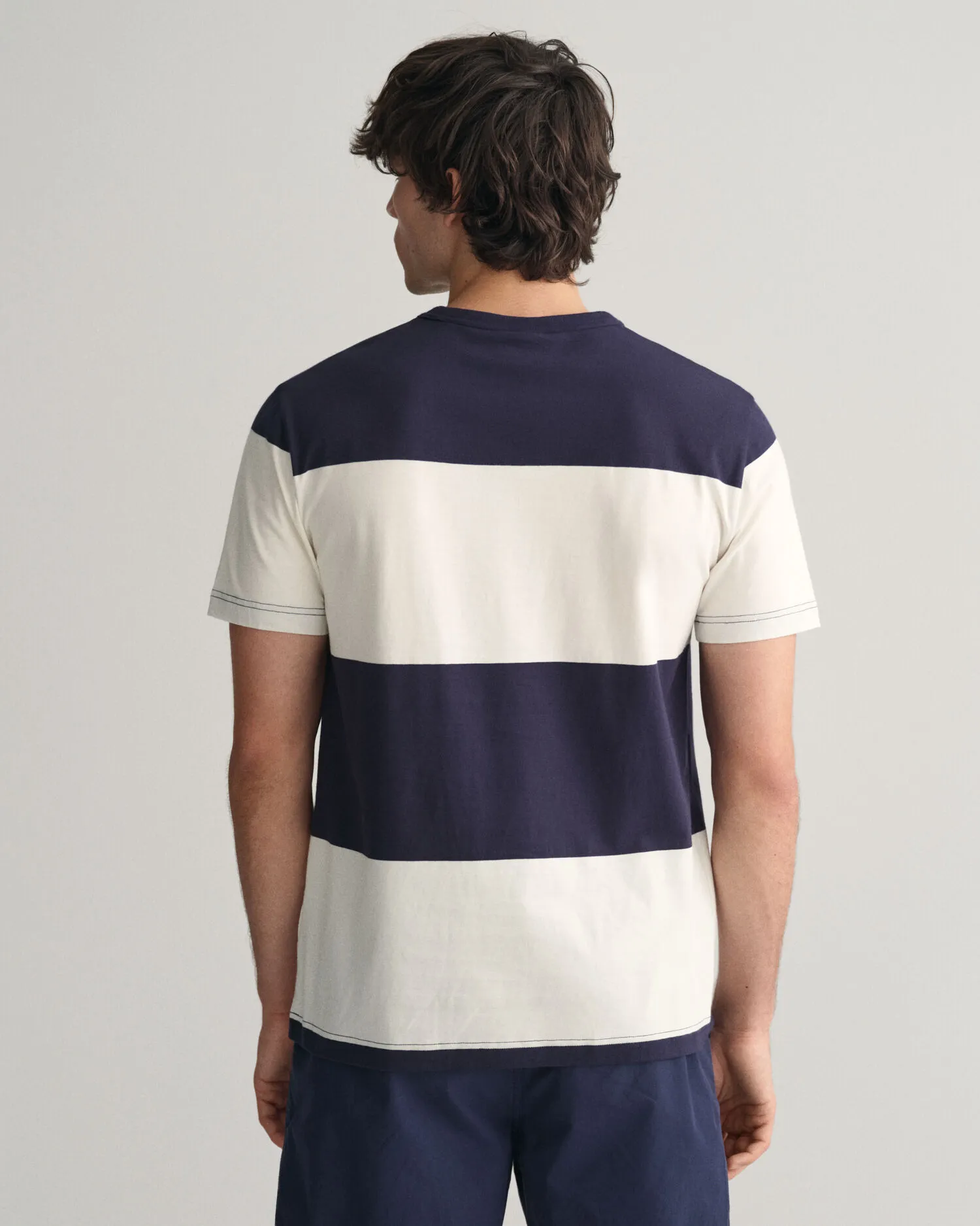 T-shirt a righe larghe    