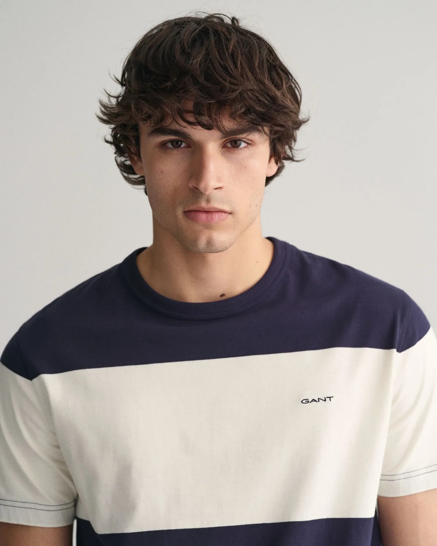 T-shirt a righe larghe    