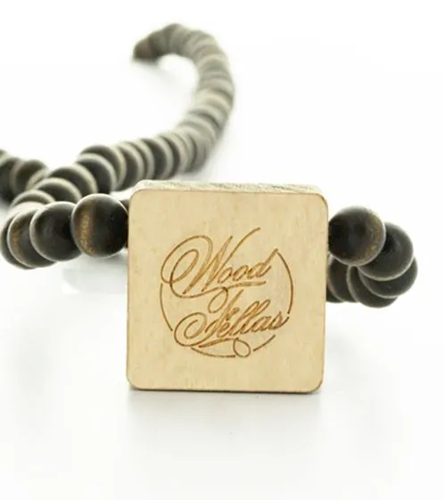 WOOD FELLAS Collana Collana in legno di tiglio Gioiello da collo romantico con ciondolo in legno amore marrone